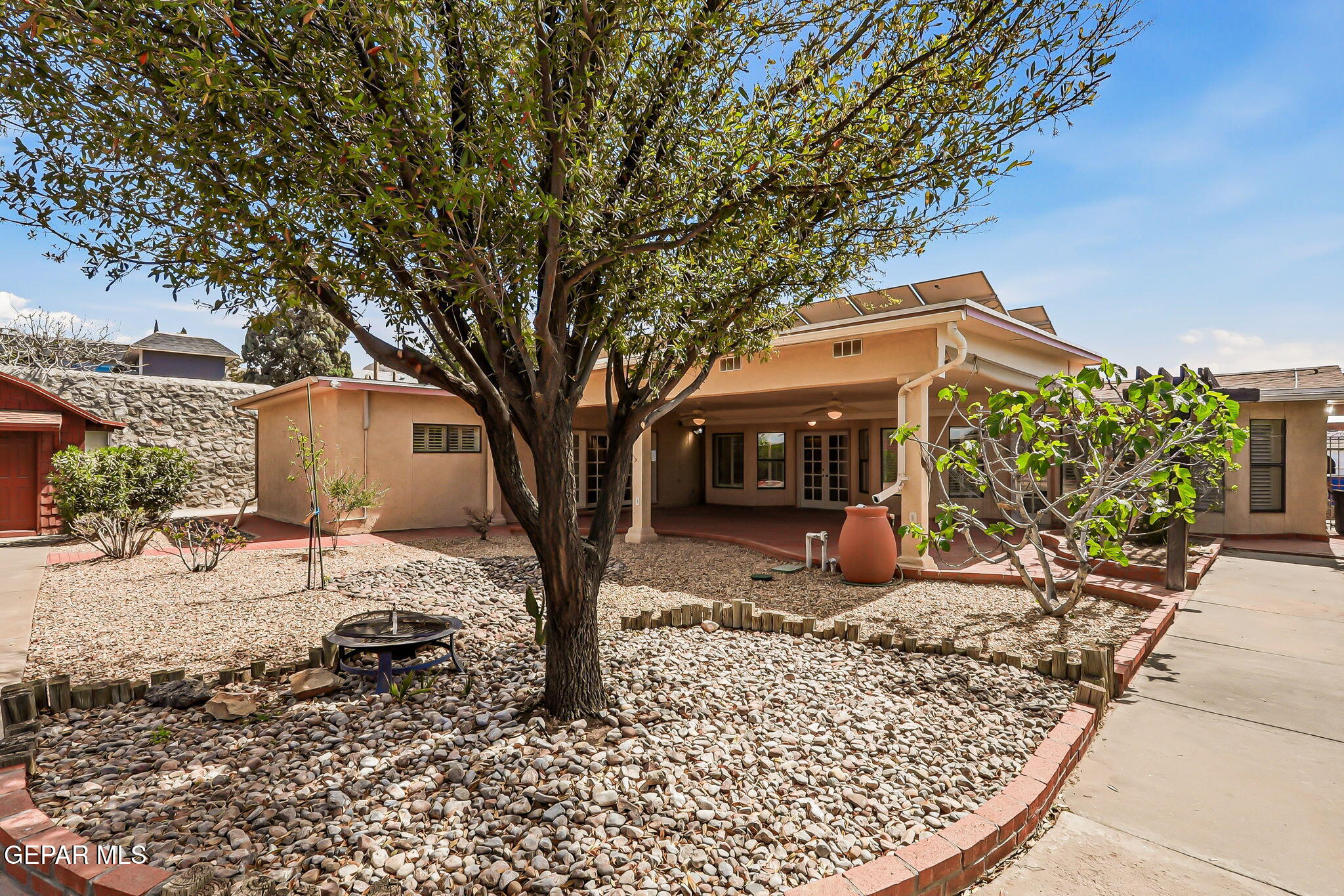 6824 PINO REAL Drive