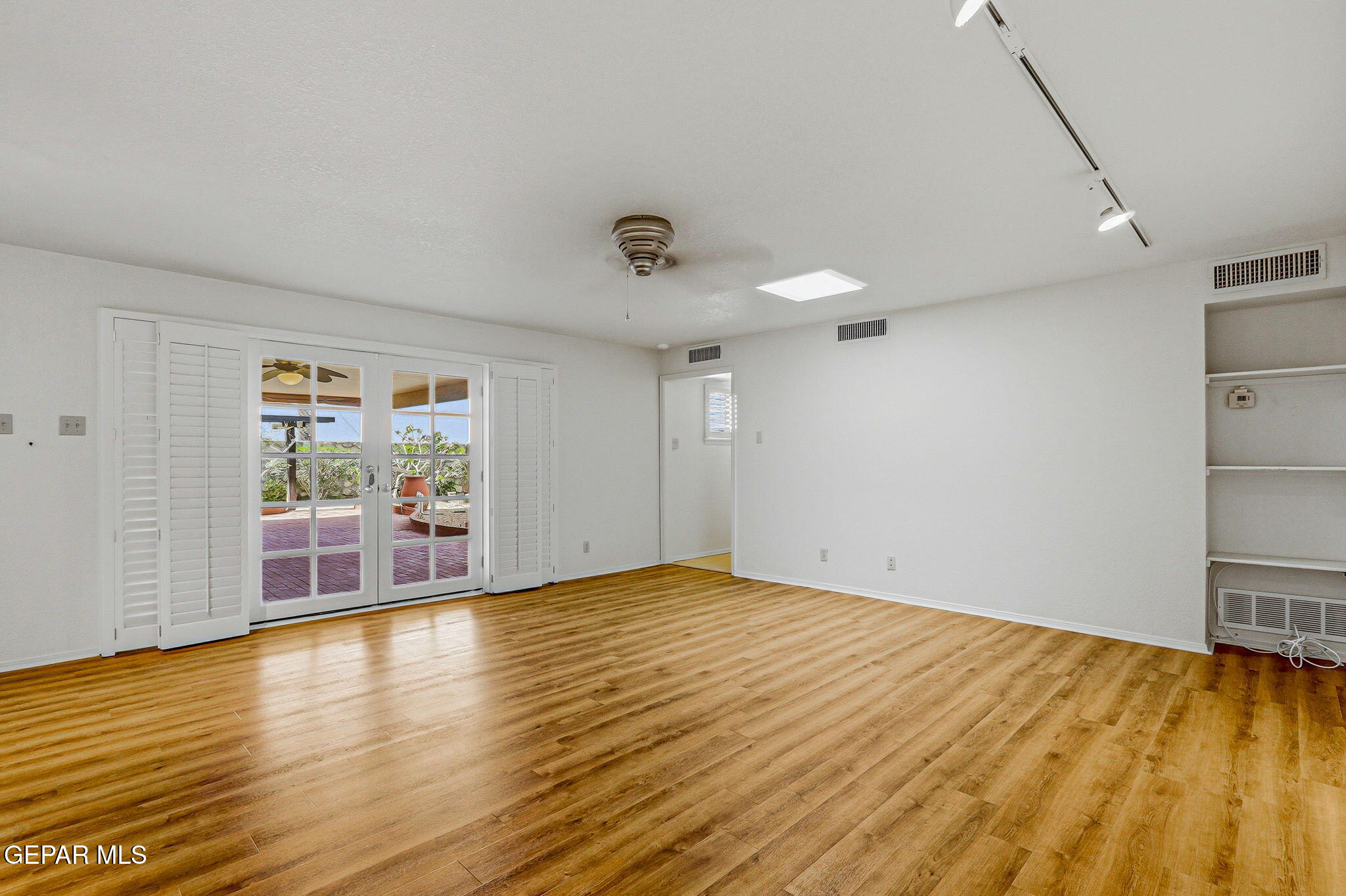 6824 PINO REAL Drive