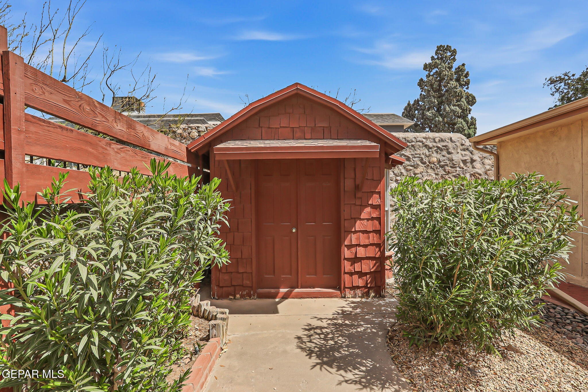 6824 PINO REAL Drive