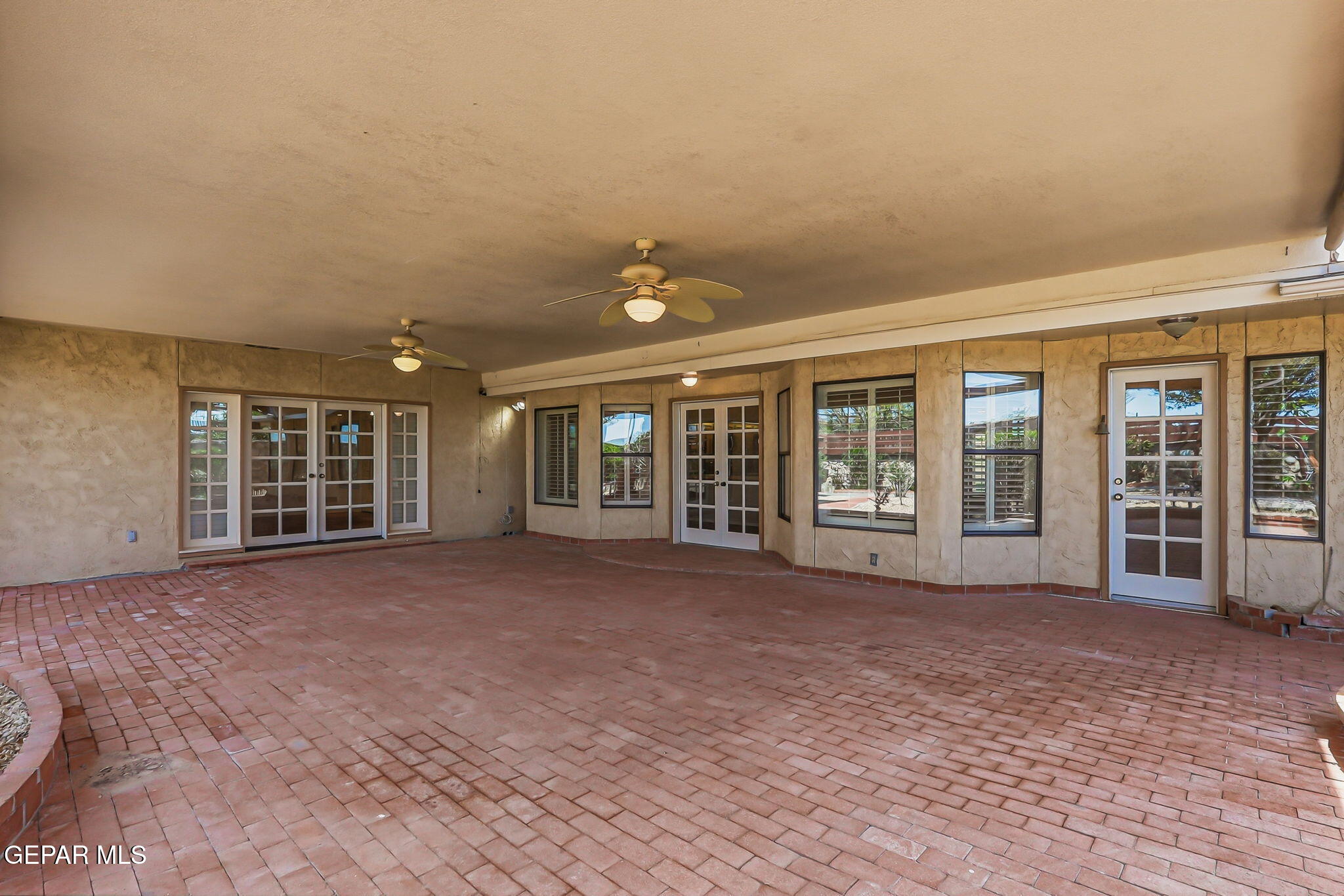 6824 PINO REAL Drive