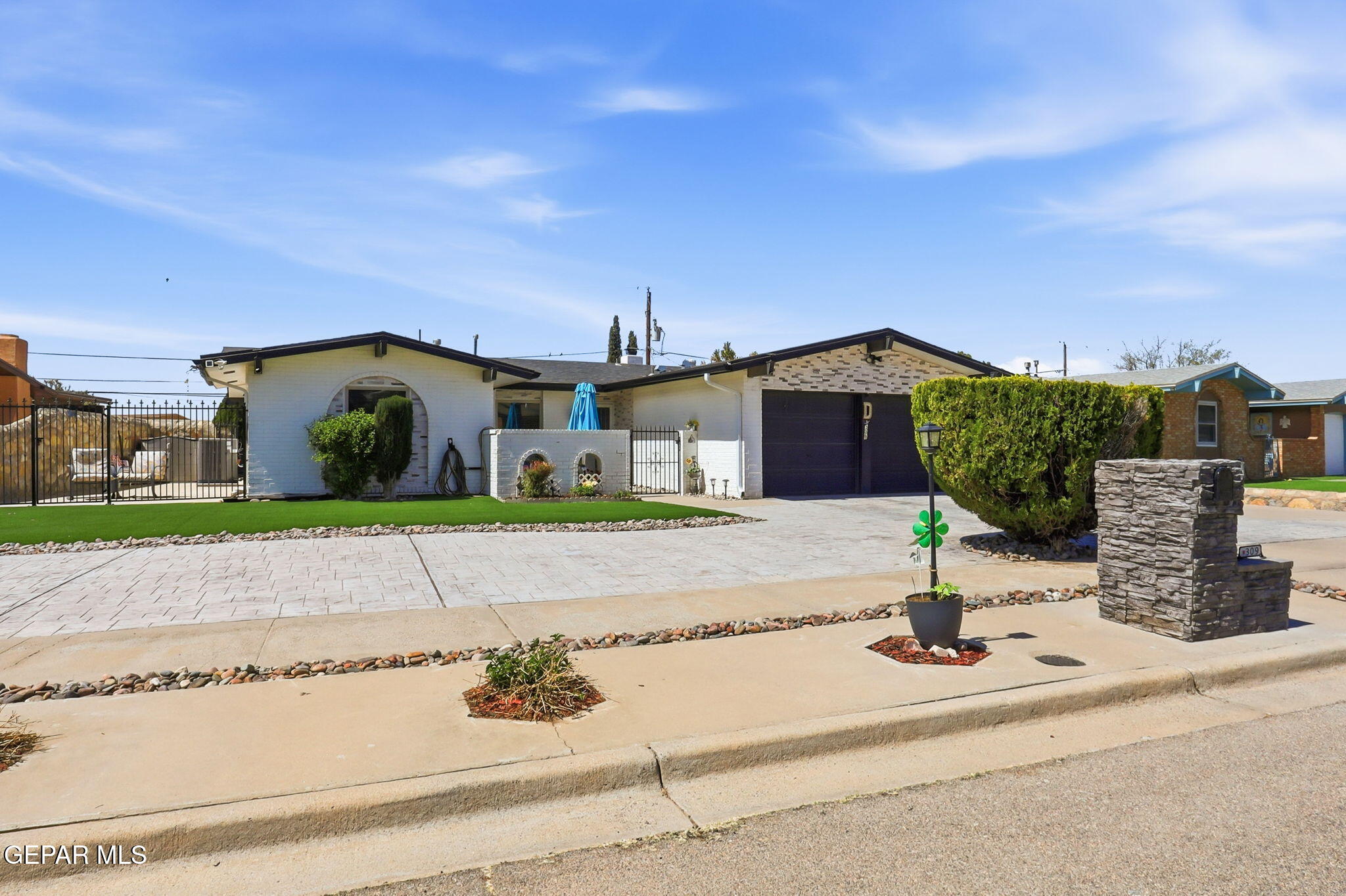 309 RIO VERDE Drive