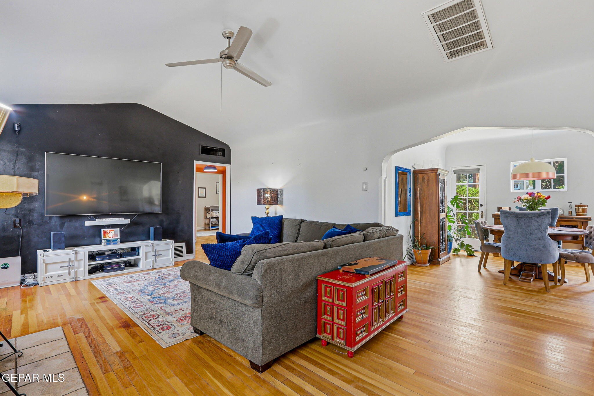 700 E BALTIMORE Drive