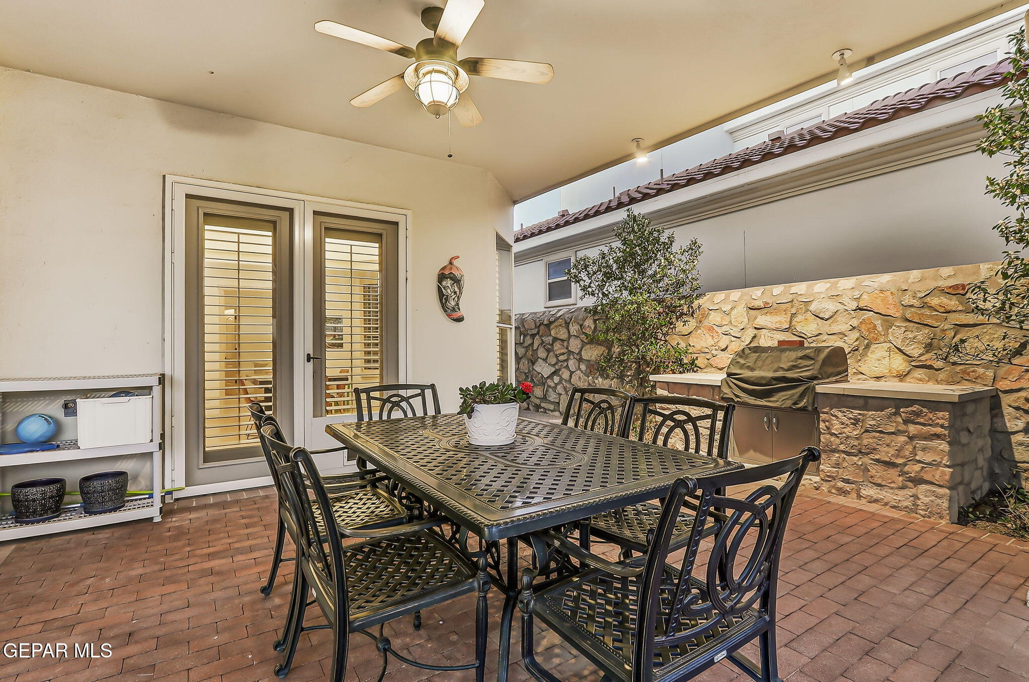 1156 CALLE LOMAS Drive
