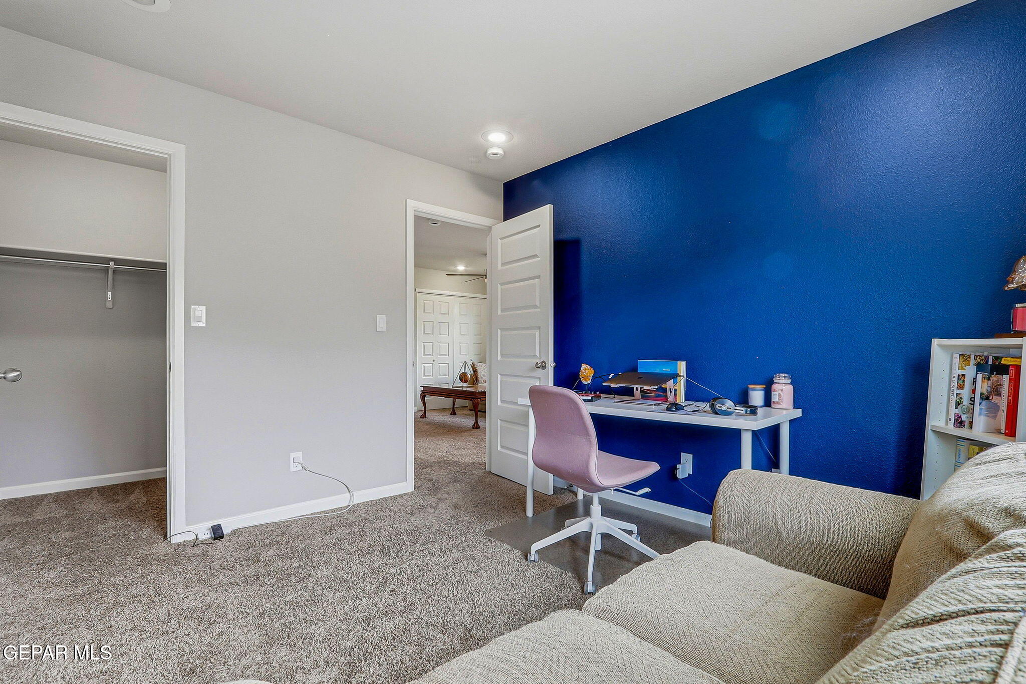 6657 BOULDER CANYON Lane
