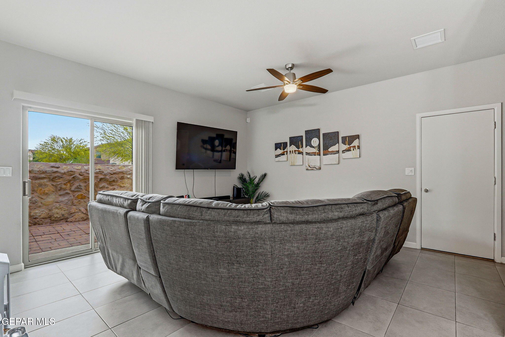 6657 BOULDER CANYON Lane