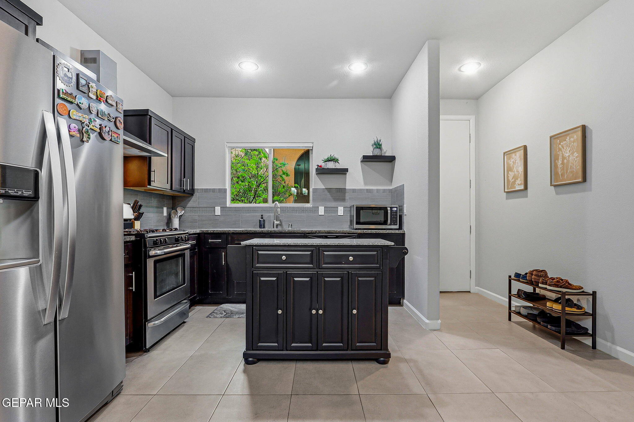 6657 BOULDER CANYON Lane