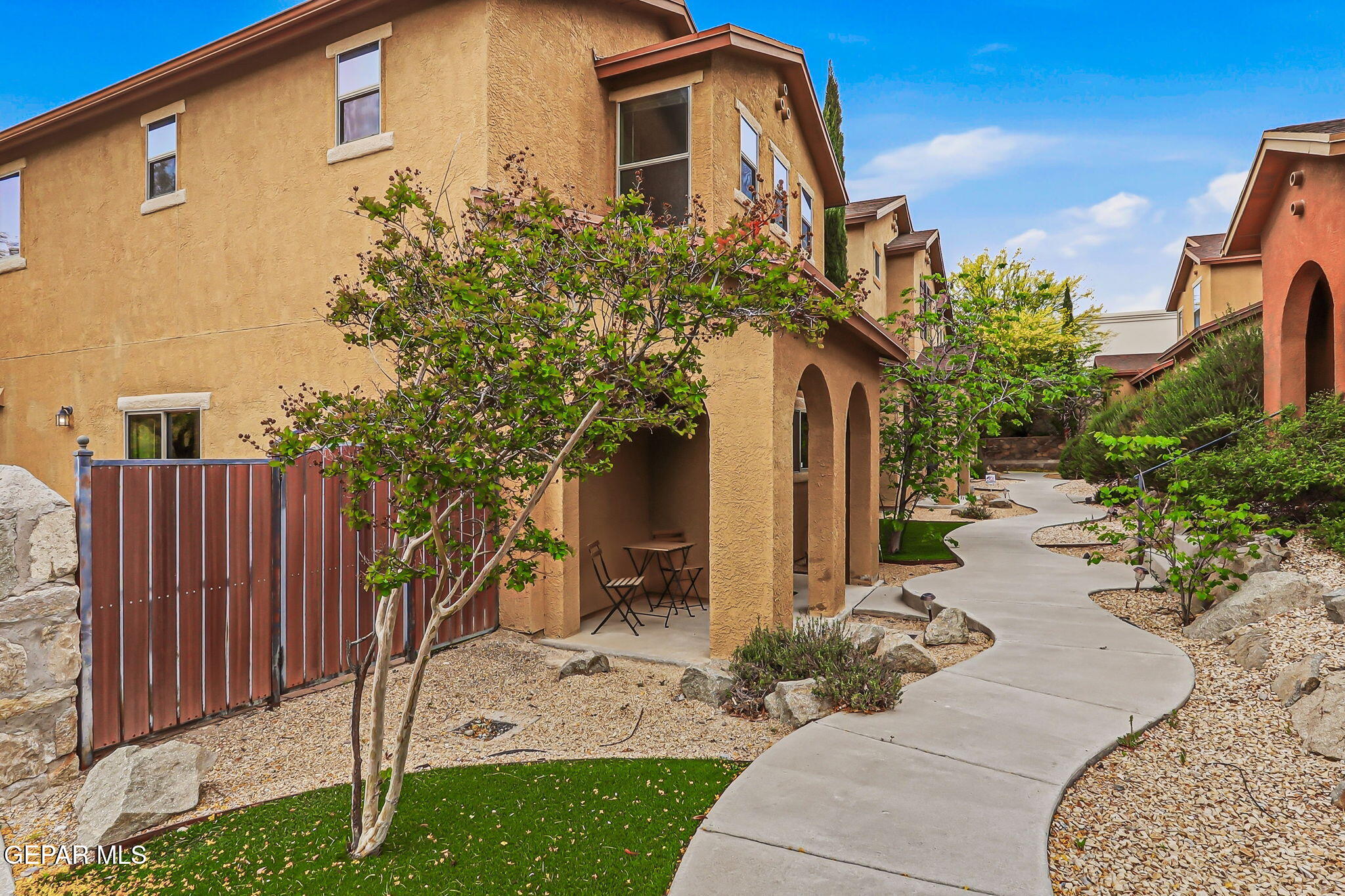 6657 BOULDER CANYON Lane