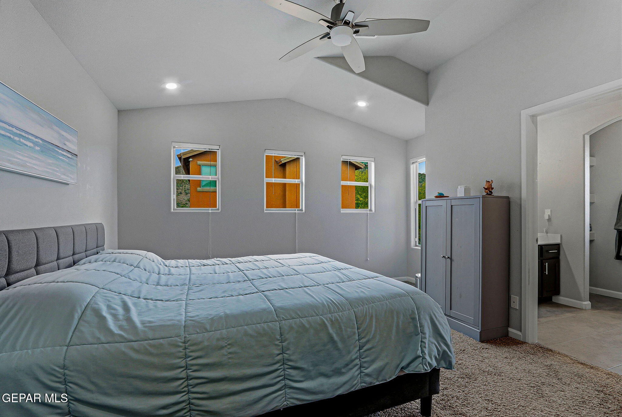 6657 BOULDER CANYON Lane