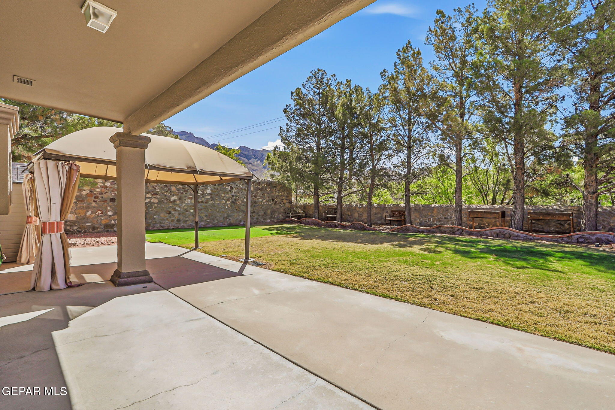 6032 LOS PUEBLOS Drive