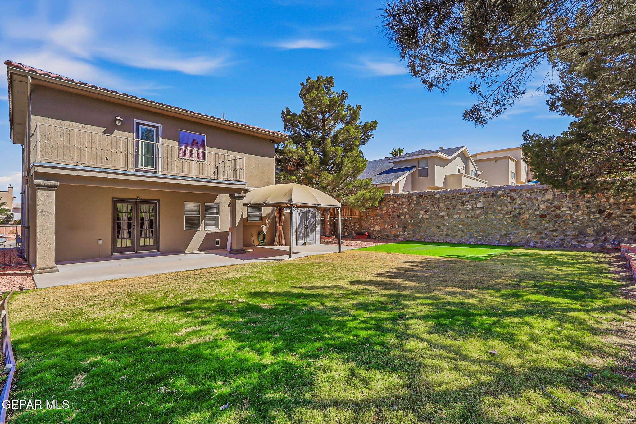 6032 LOS PUEBLOS Drive