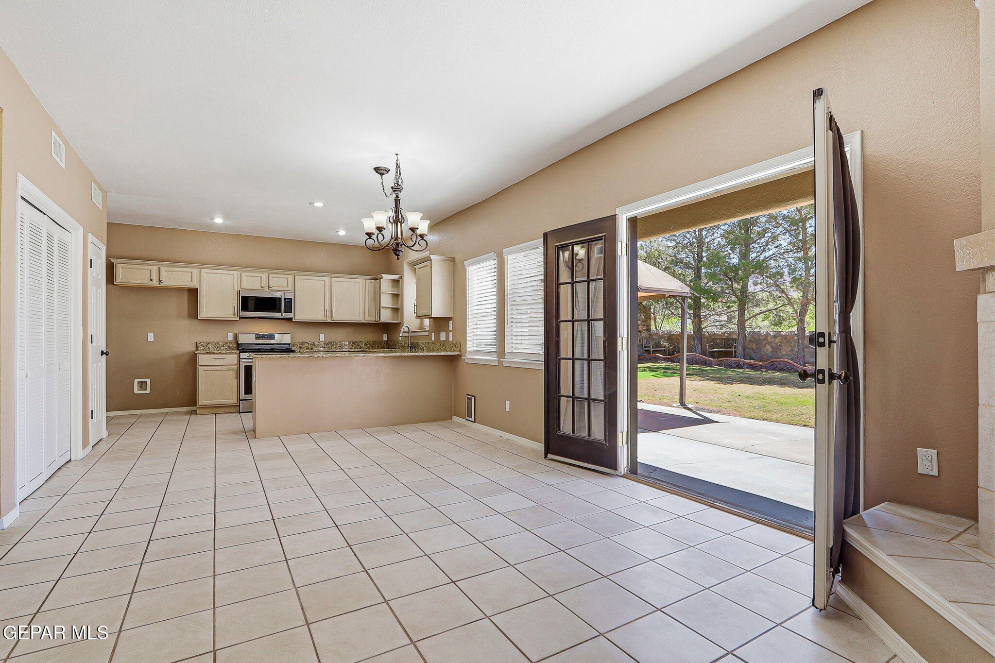 6032 LOS PUEBLOS Drive