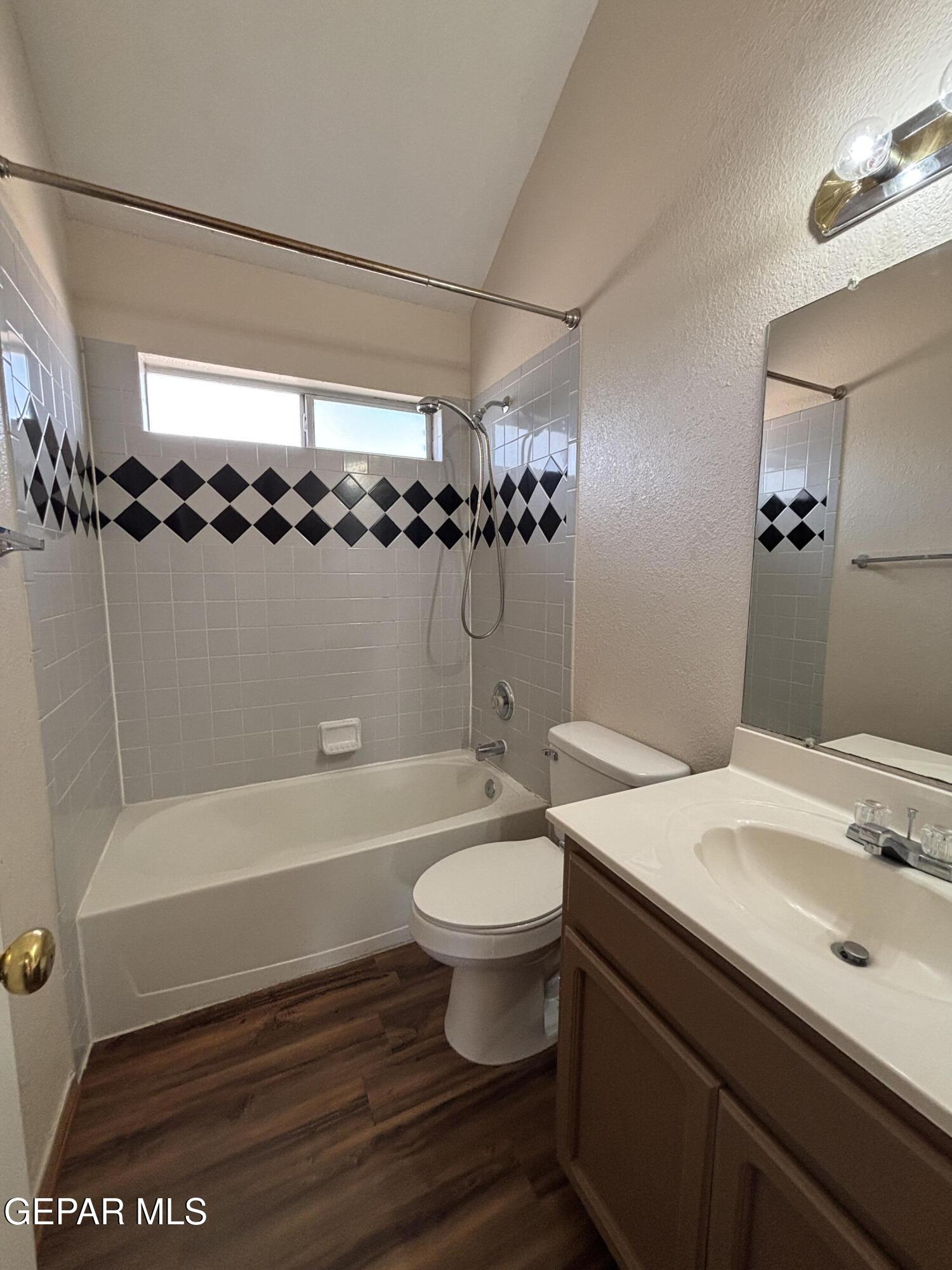 7440 Luz de Lumbre Avenue