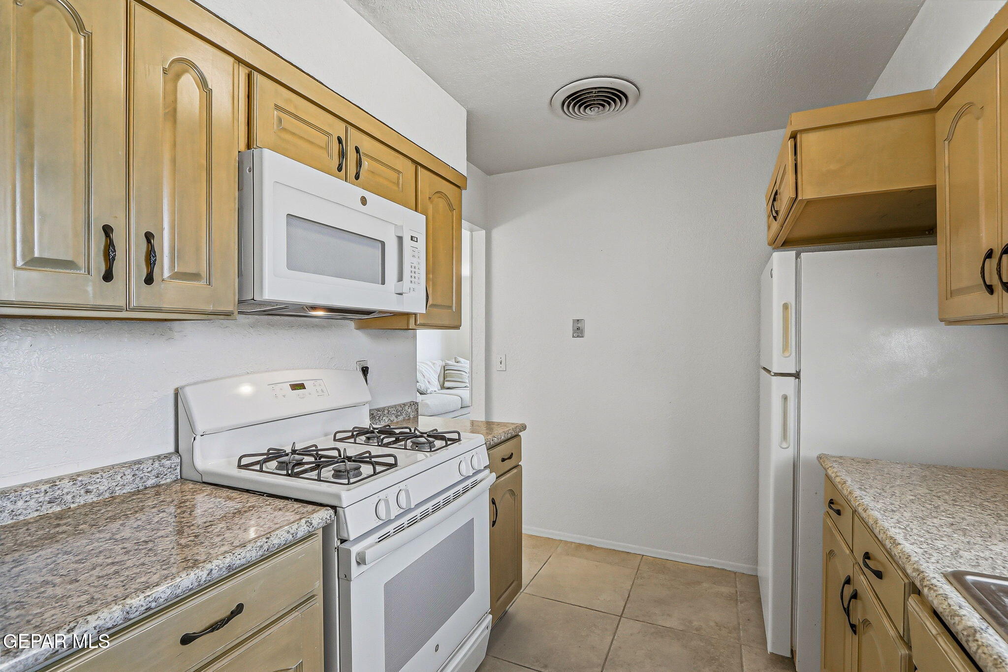 8400 FURMAN Place