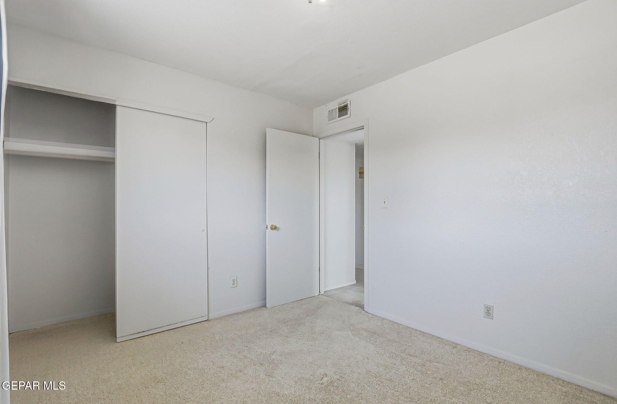 8400 FURMAN Place