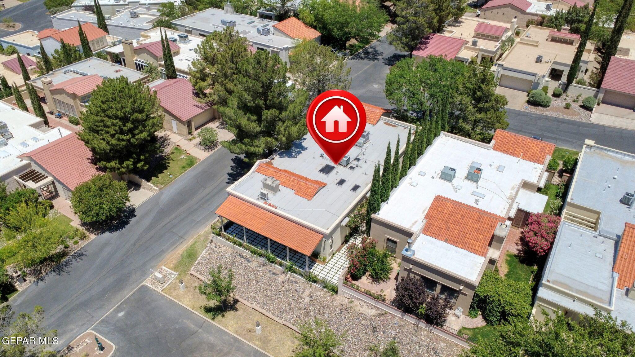 1077 LOS JARDINES Circle