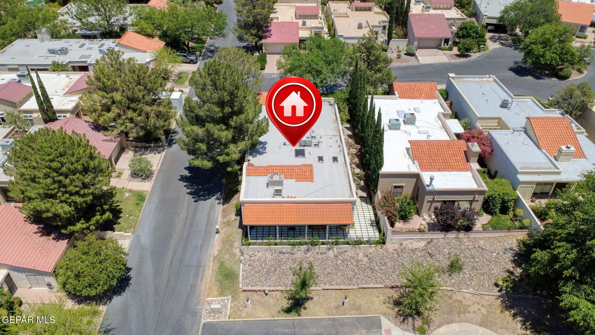 1077 LOS JARDINES Circle