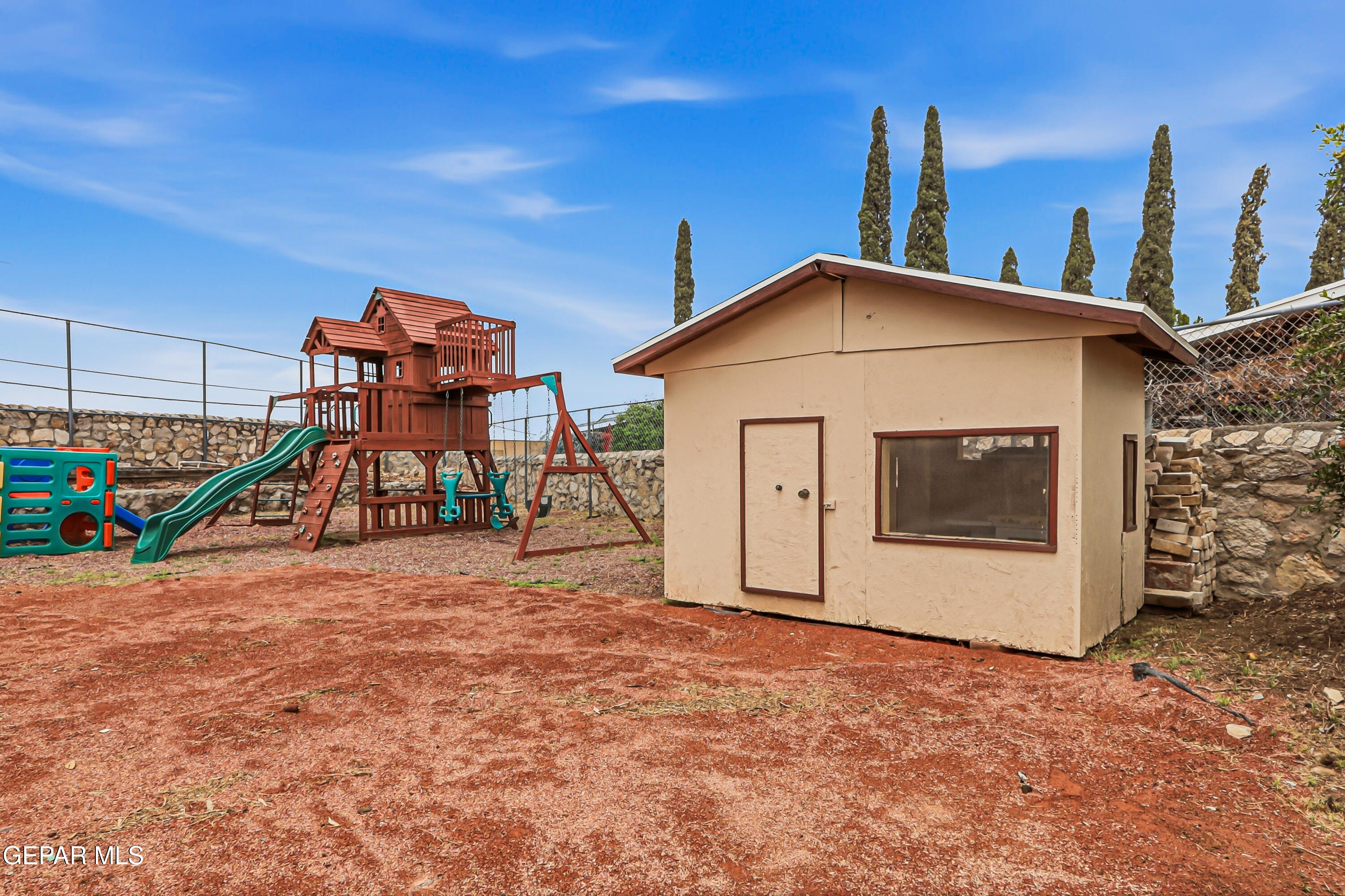 1501 JERRY PATE Place