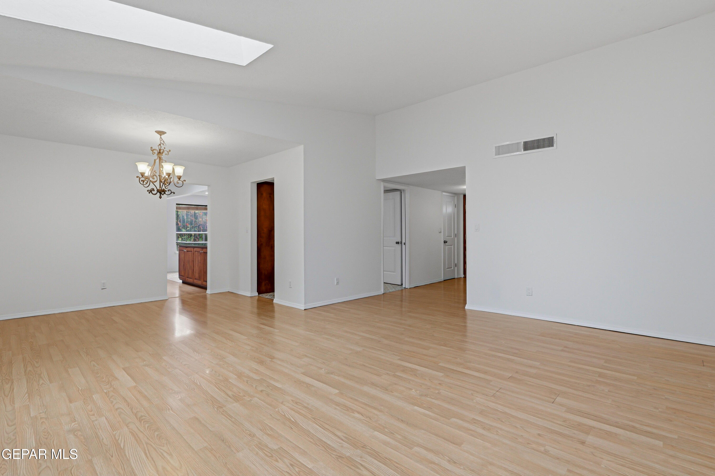 1501 JERRY PATE Place