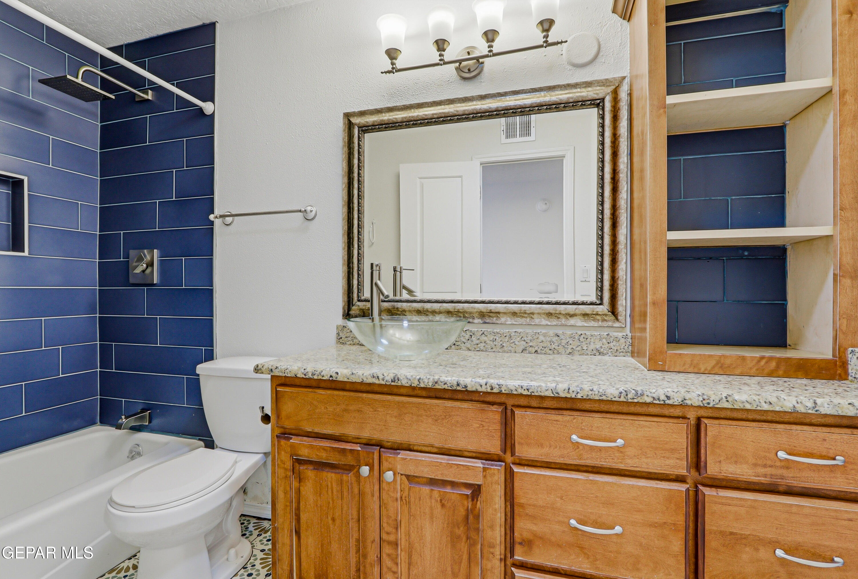 1501 JERRY PATE Place