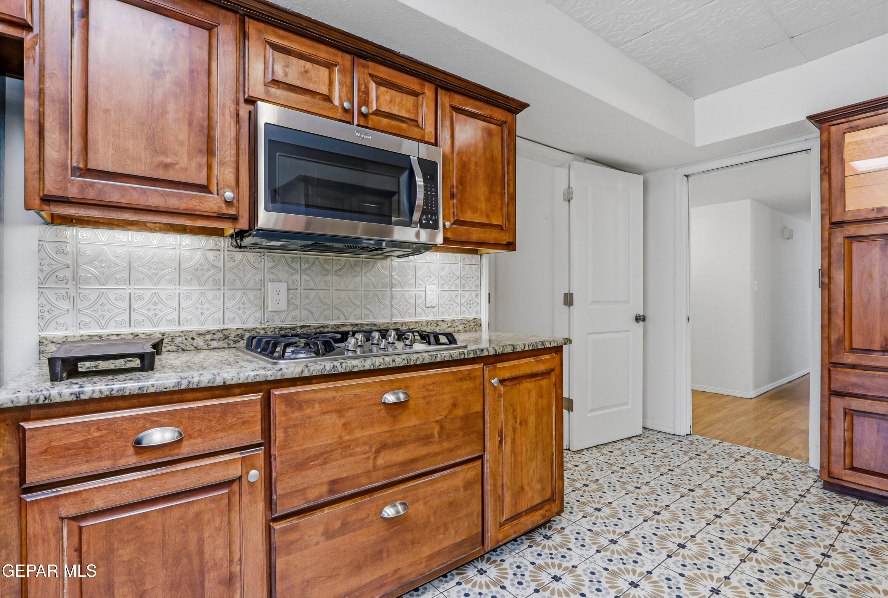 1501 JERRY PATE Place