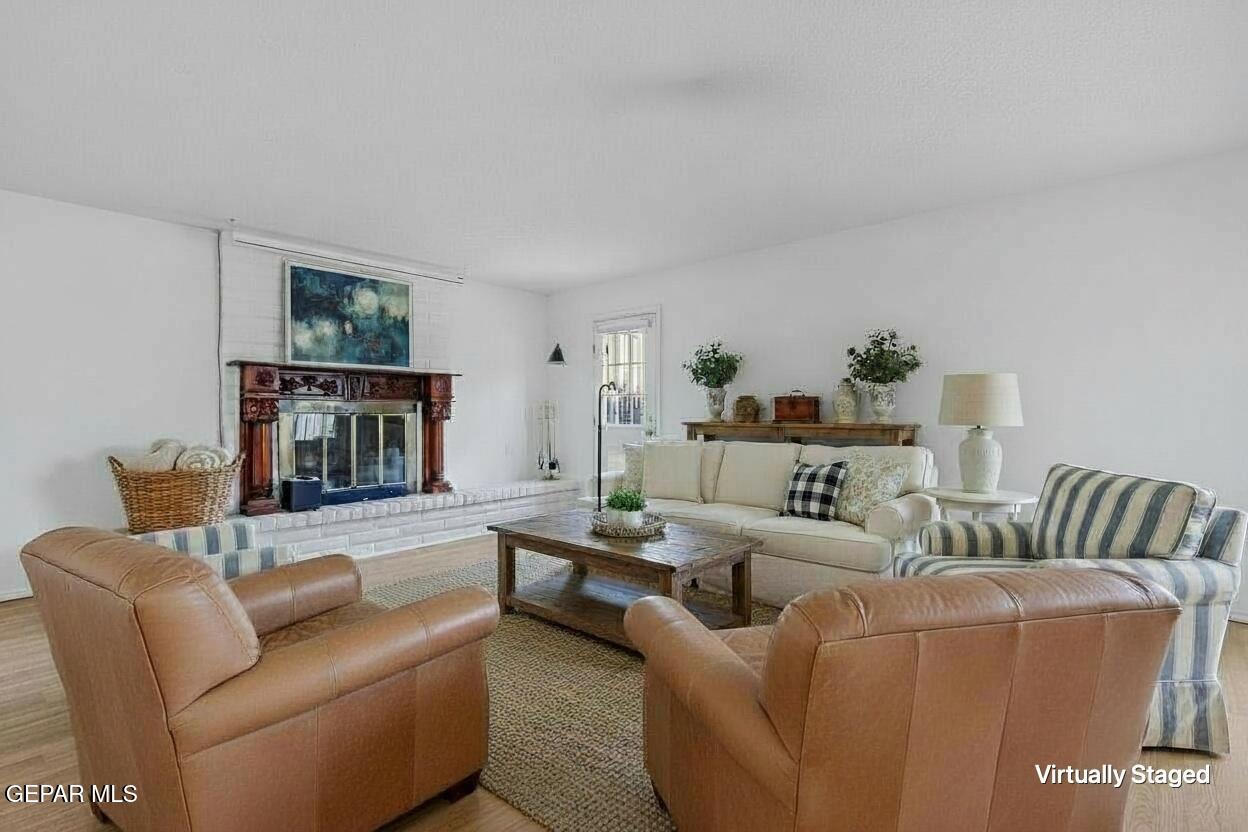 1501 JERRY PATE Place