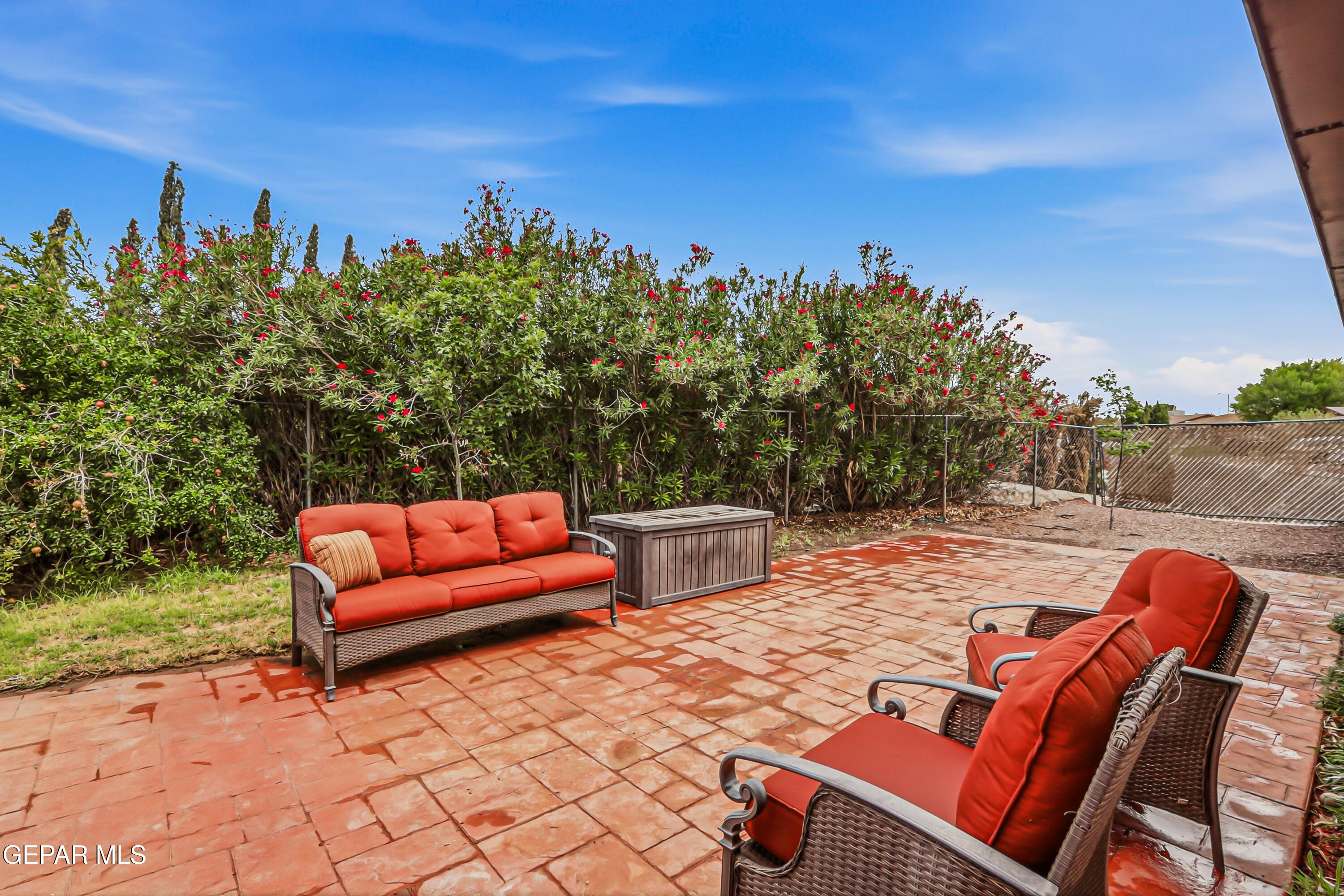 1501 JERRY PATE Place