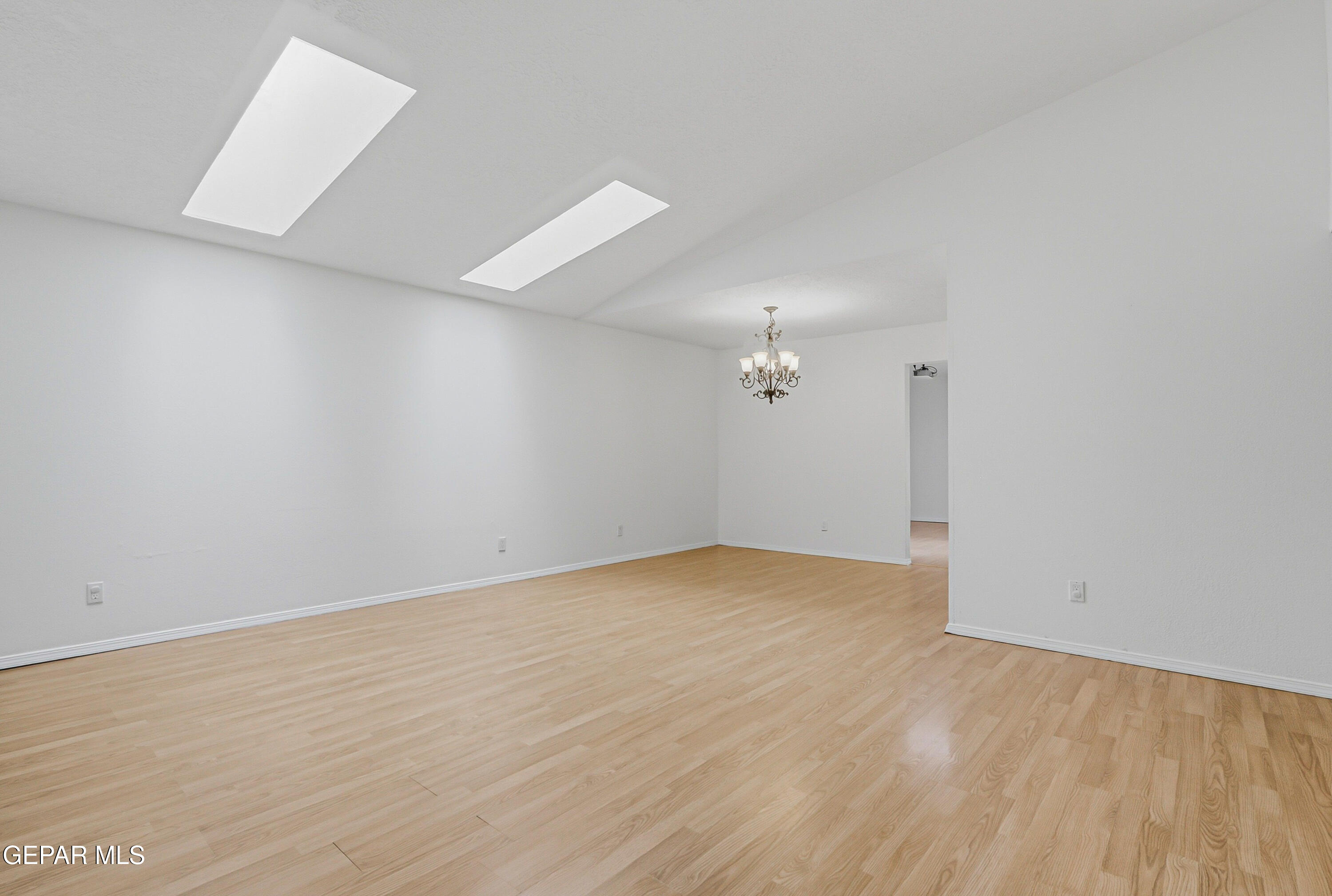 1501 JERRY PATE Place