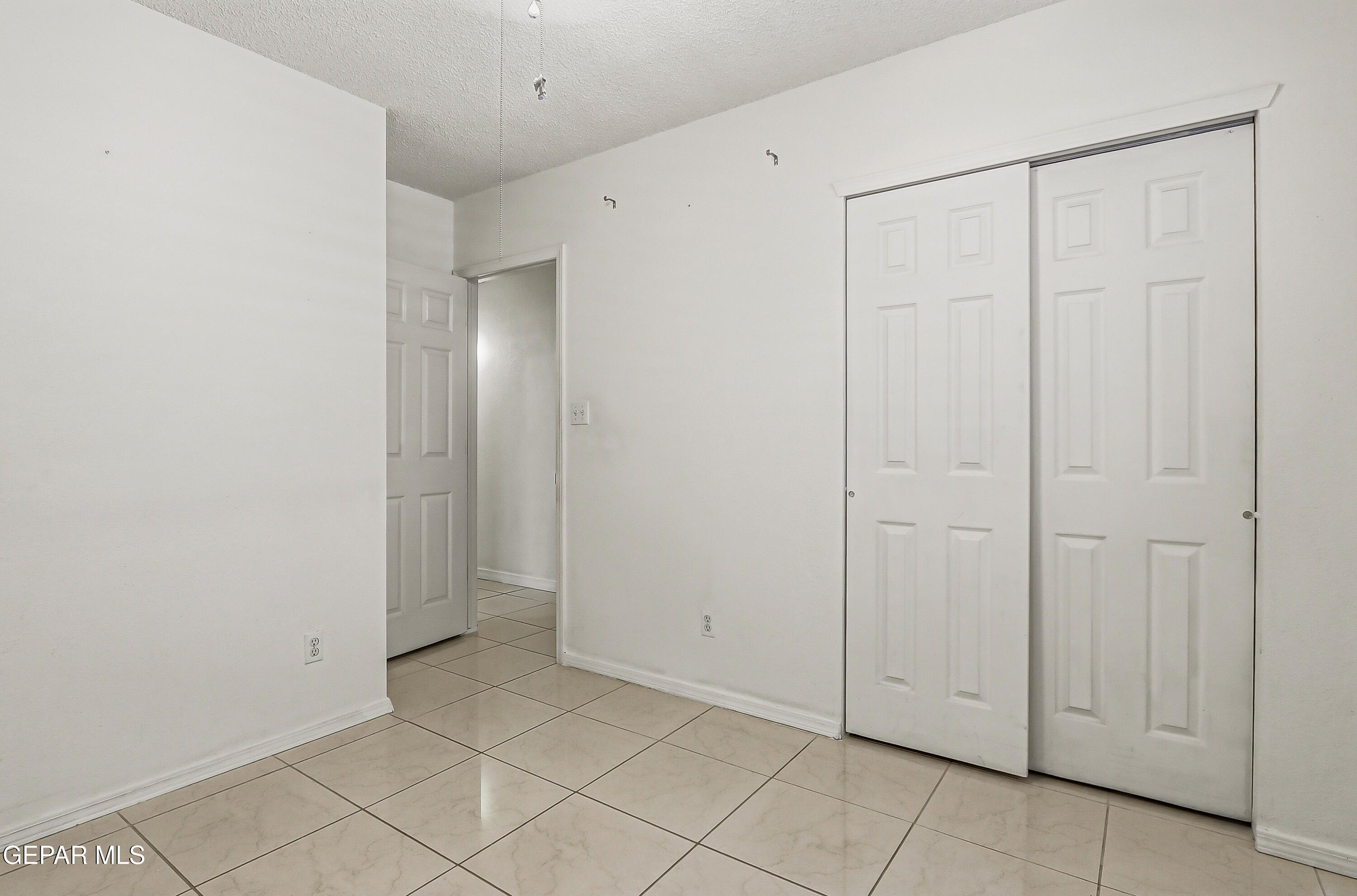 7500 LUZ DE LUMBRE Avenue