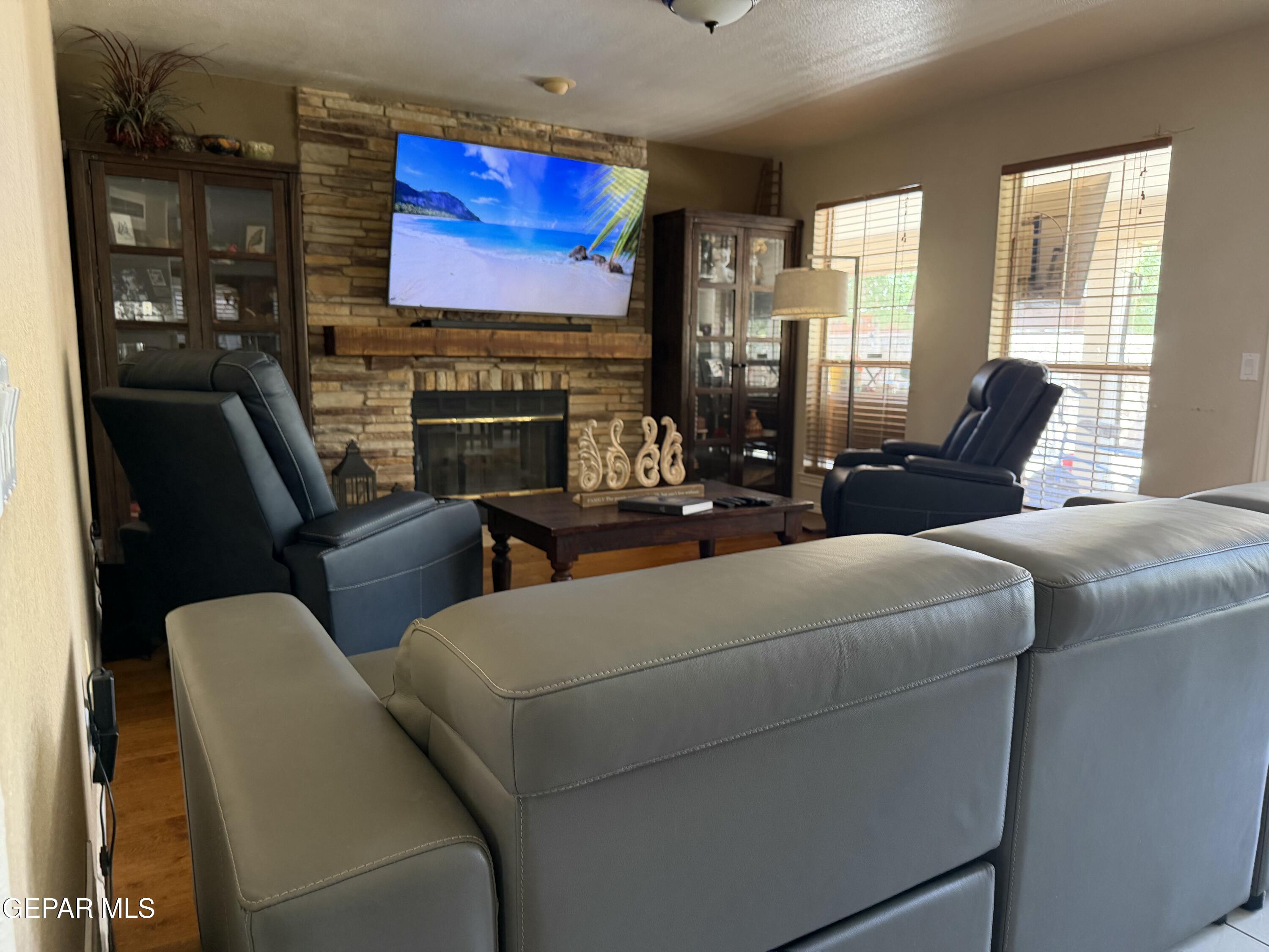 6435 LOMA DE CRISTO Drive