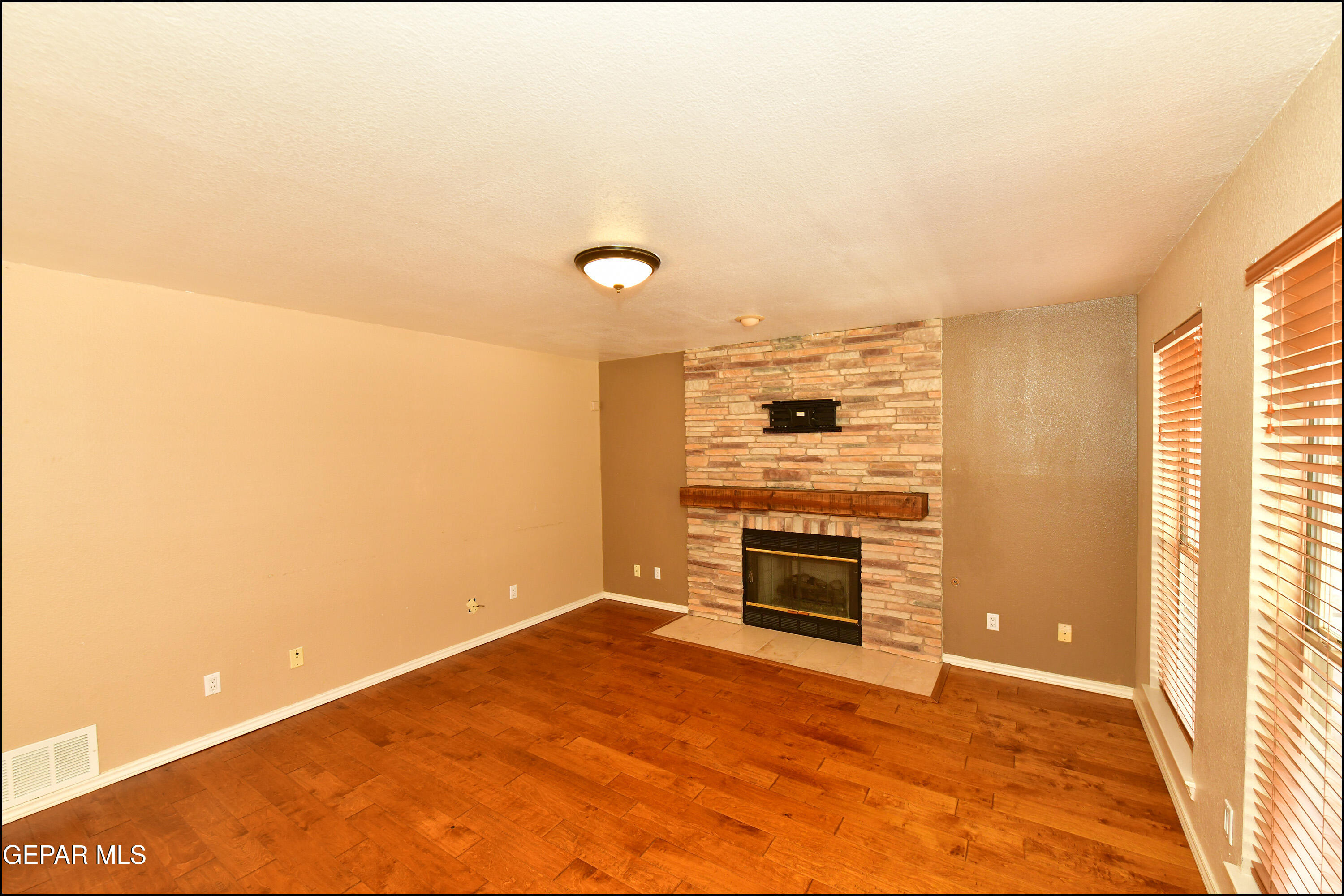 6435 LOMA DE CRISTO Drive