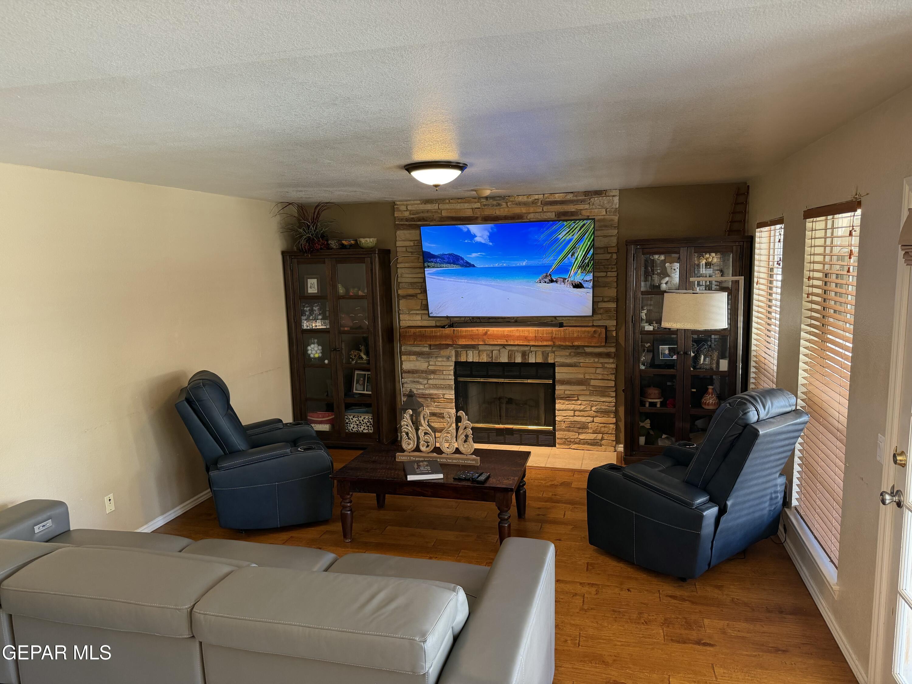 6435 LOMA DE CRISTO Drive
