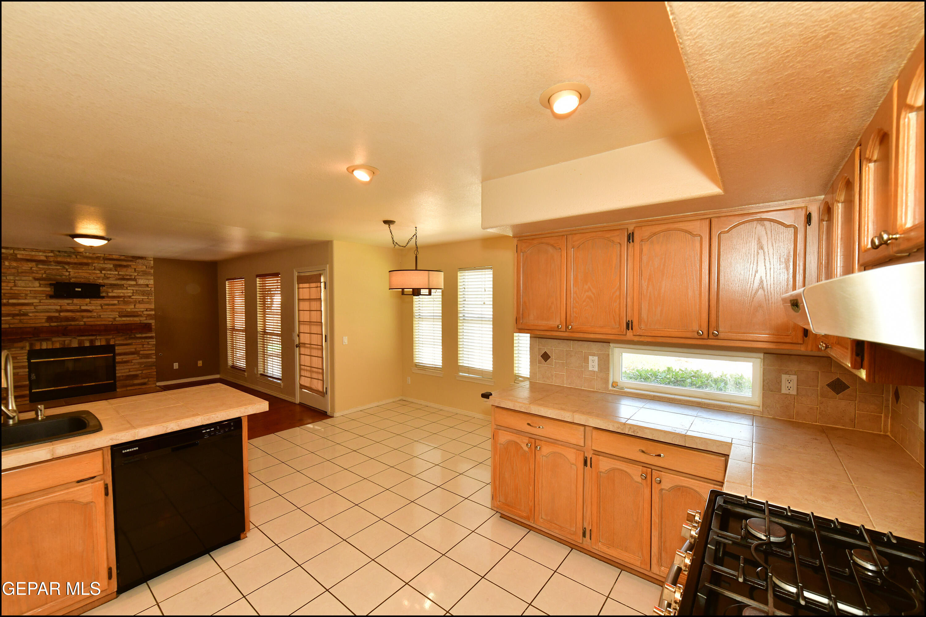 6435 LOMA DE CRISTO Drive