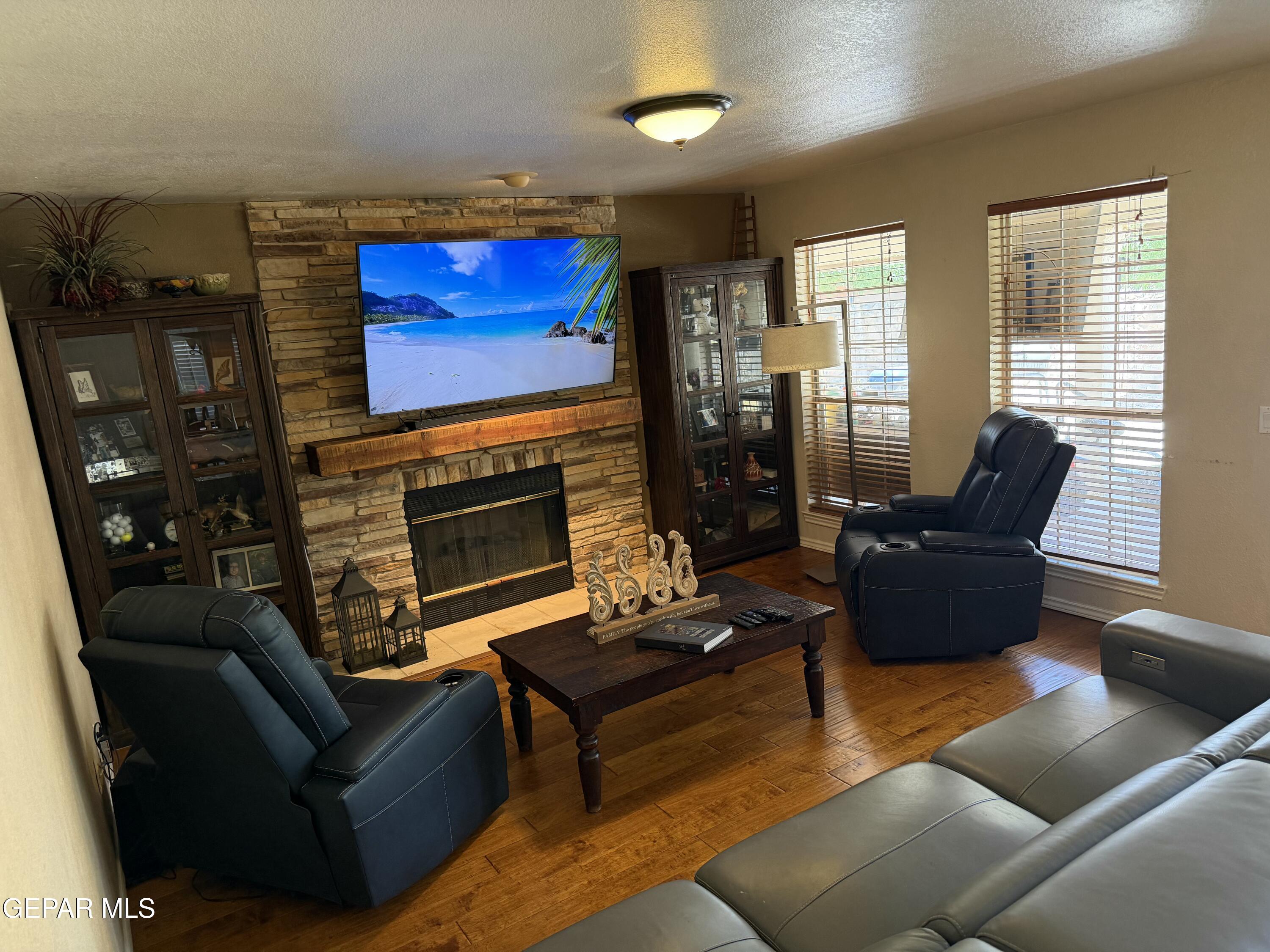 6435 LOMA DE CRISTO Drive