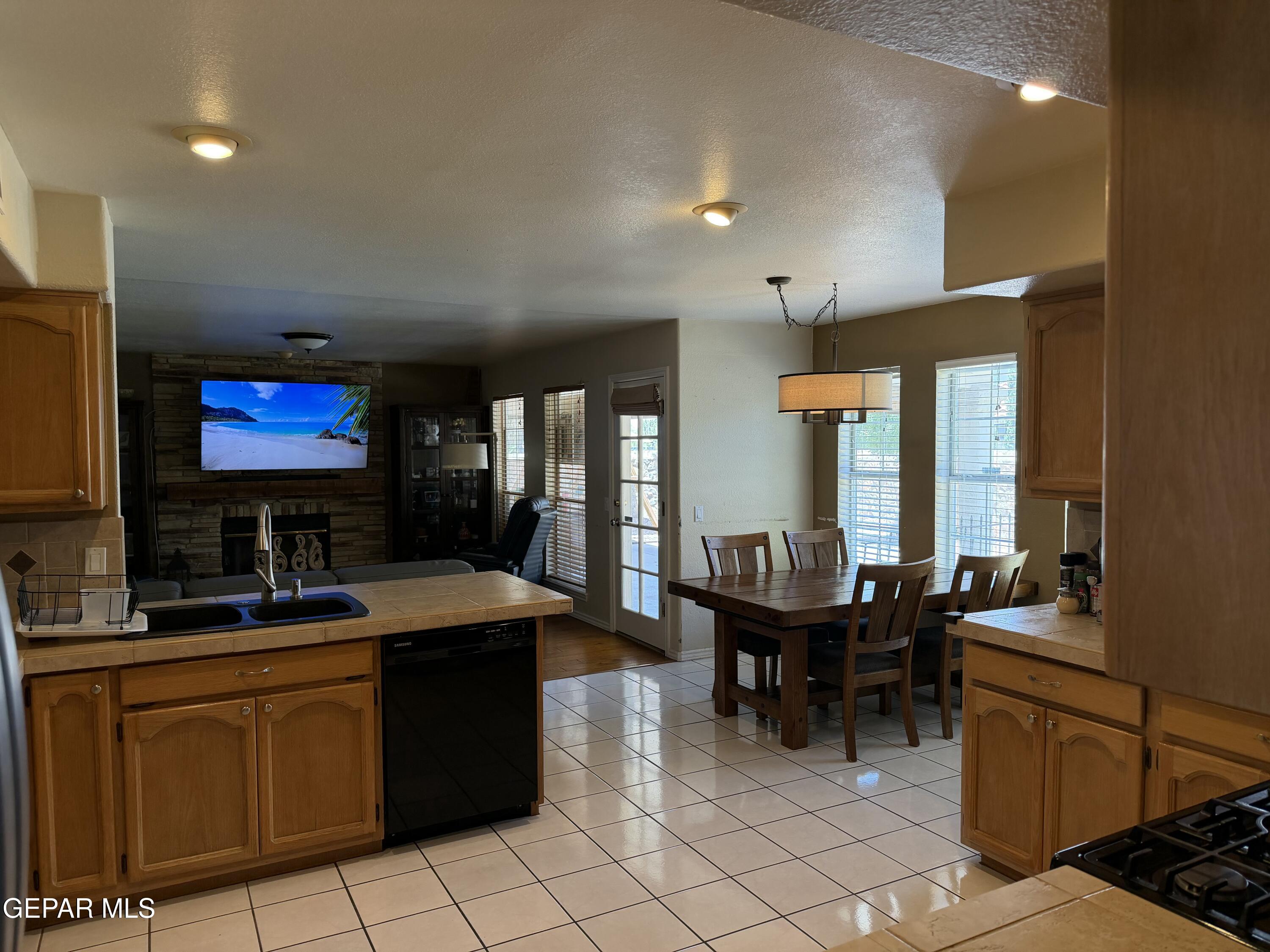 6435 LOMA DE CRISTO Drive