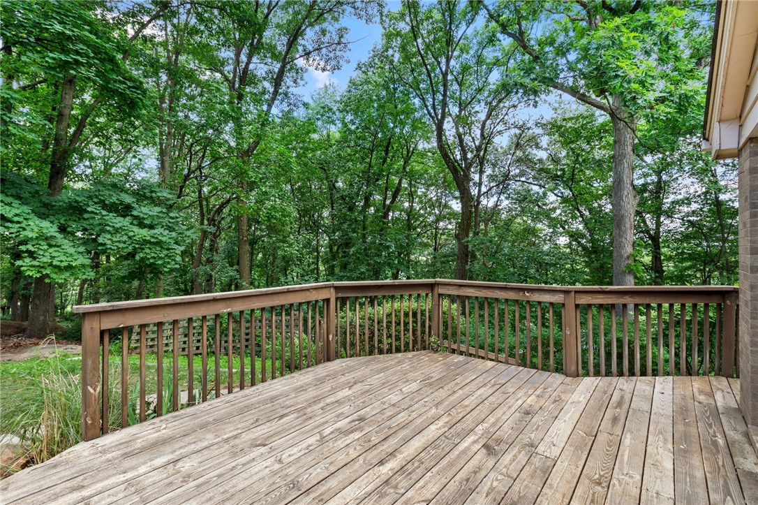 103 N Pine Dr