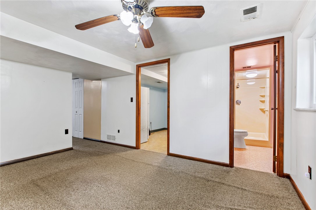 103 N Pine Dr