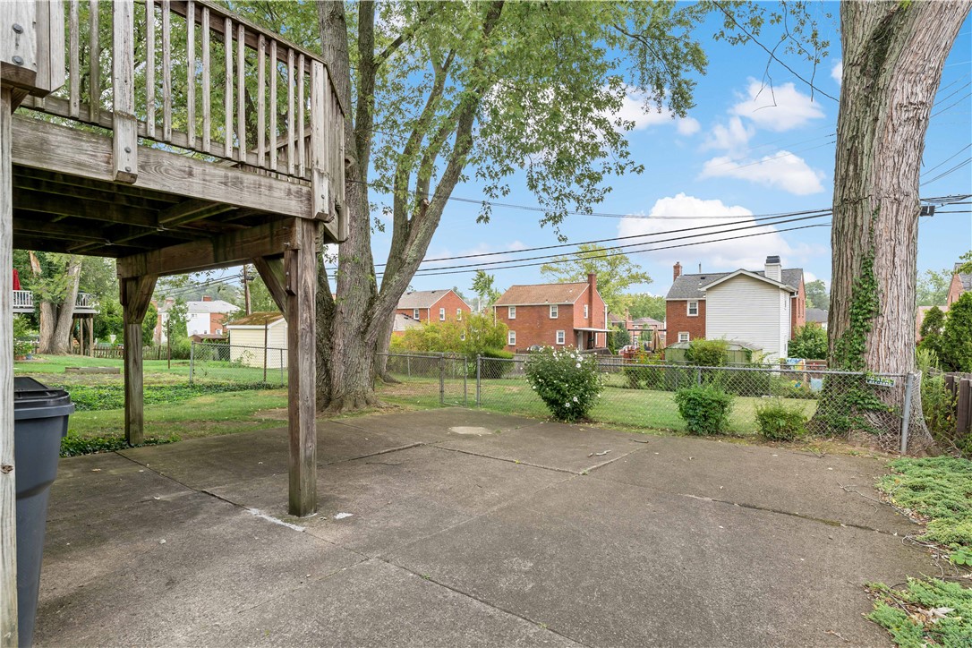 2055 Brookfield Rd
