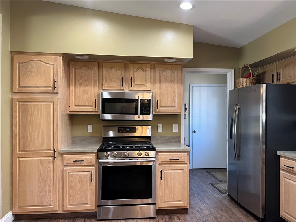 360 Prospect Circle