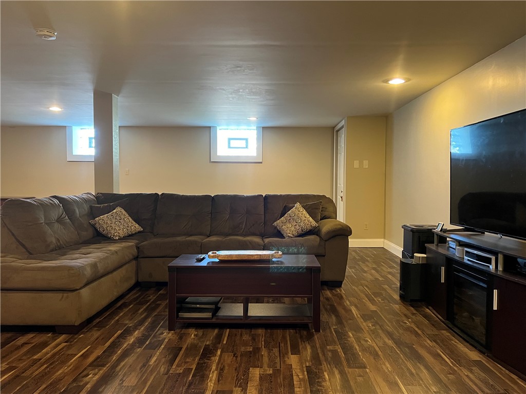 360 Prospect Circle