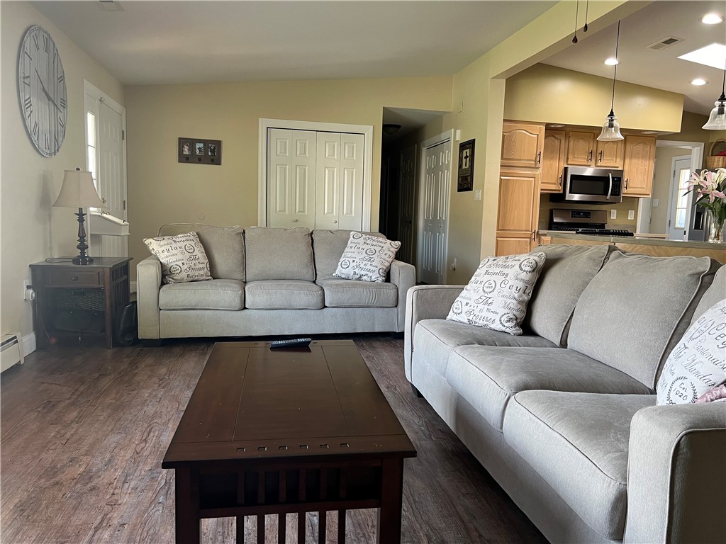 360 Prospect Circle
