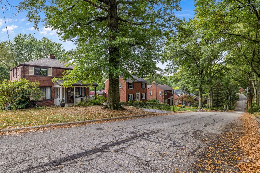 311 Edgewood Rd
