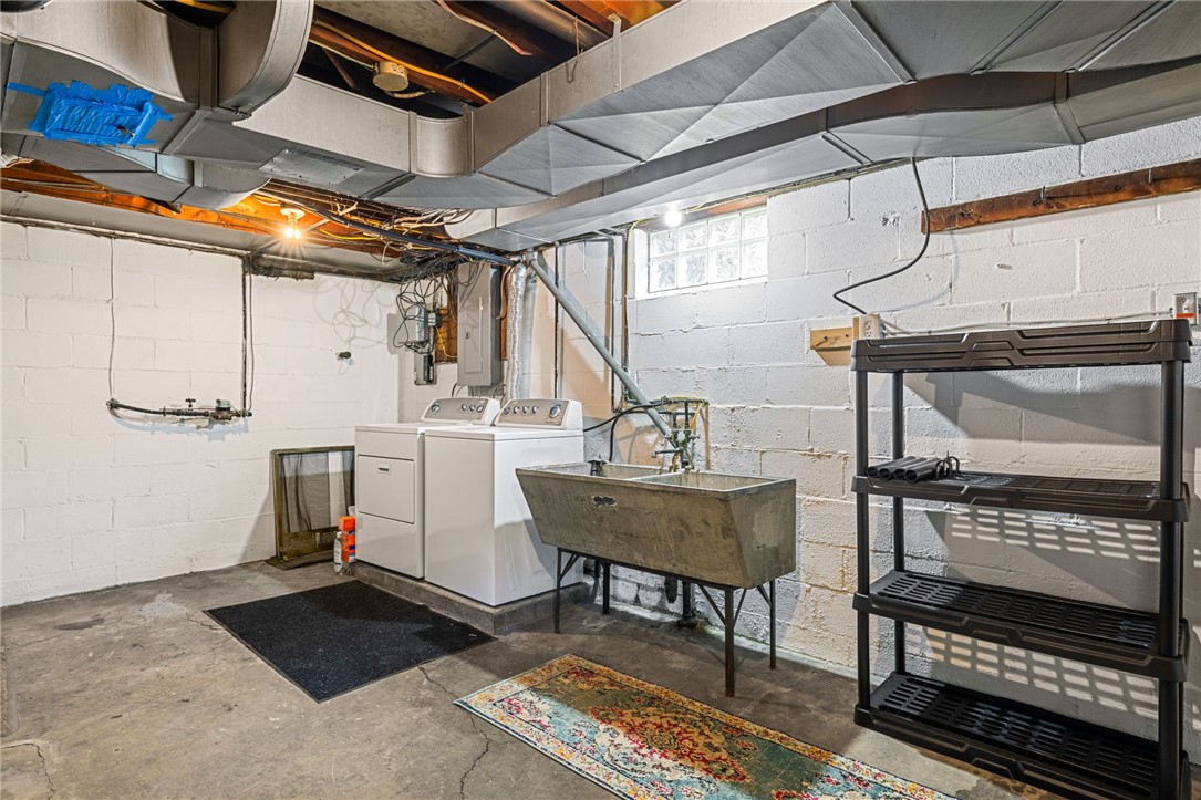 311 Edgewood Rd