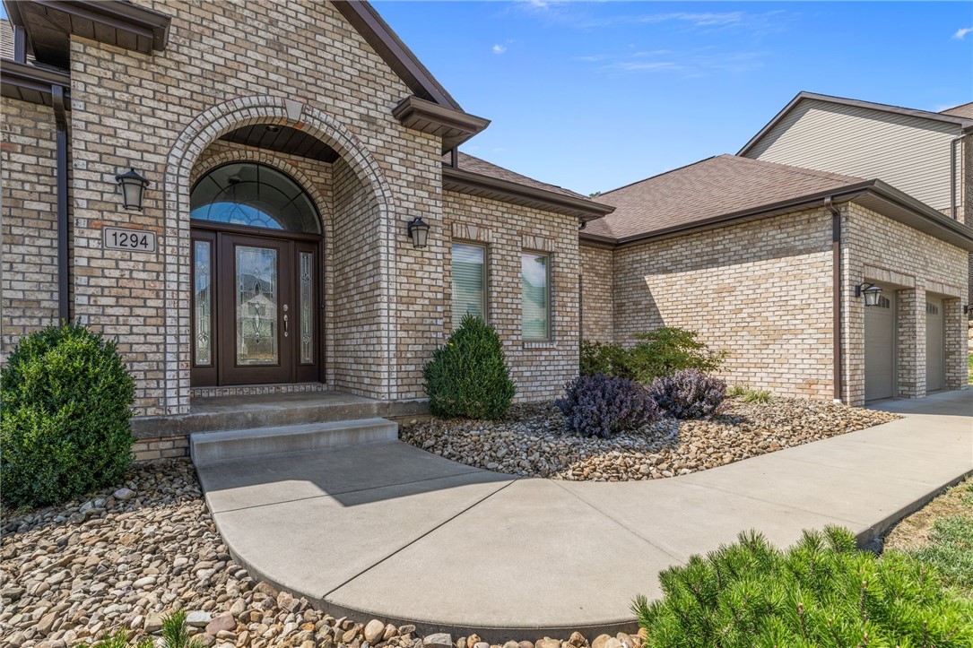 1294 Weber Ct