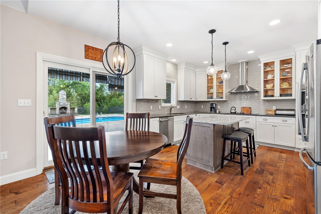 1294 Weber Ct