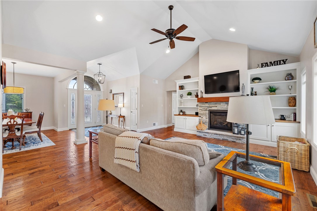 1294 Weber Ct