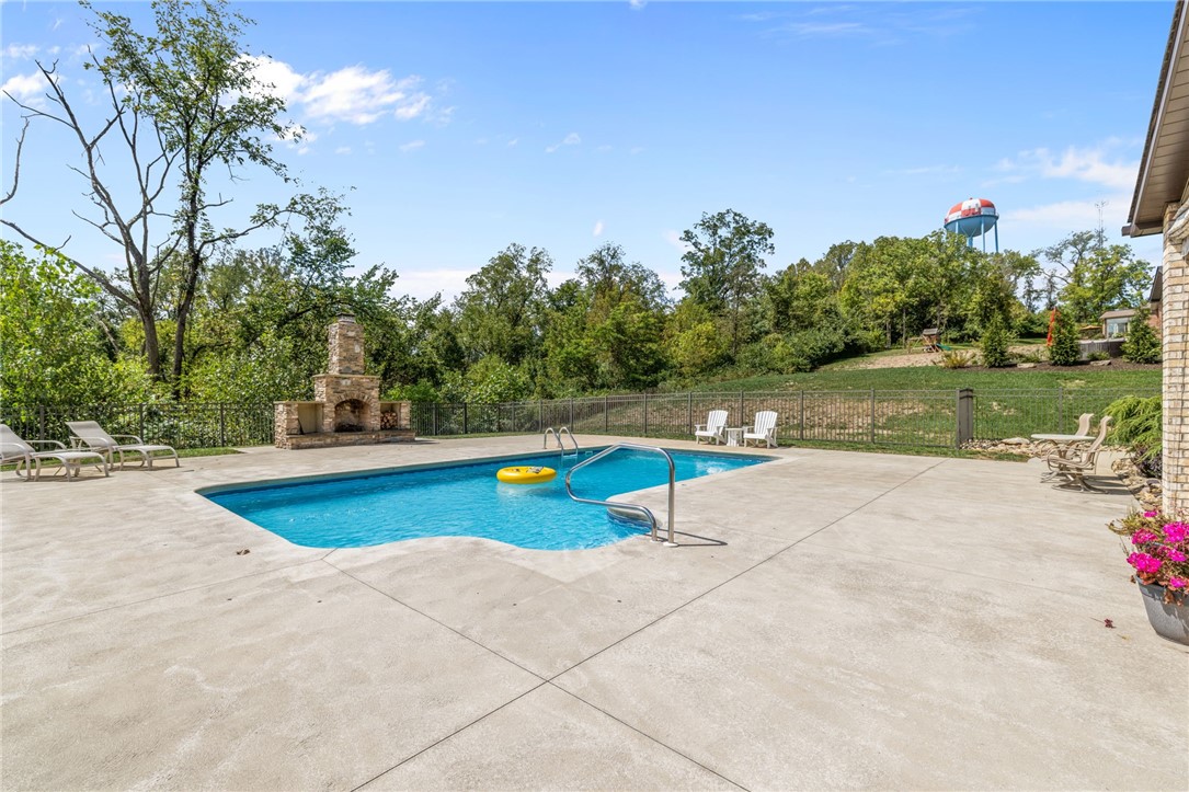 1294 Weber Ct