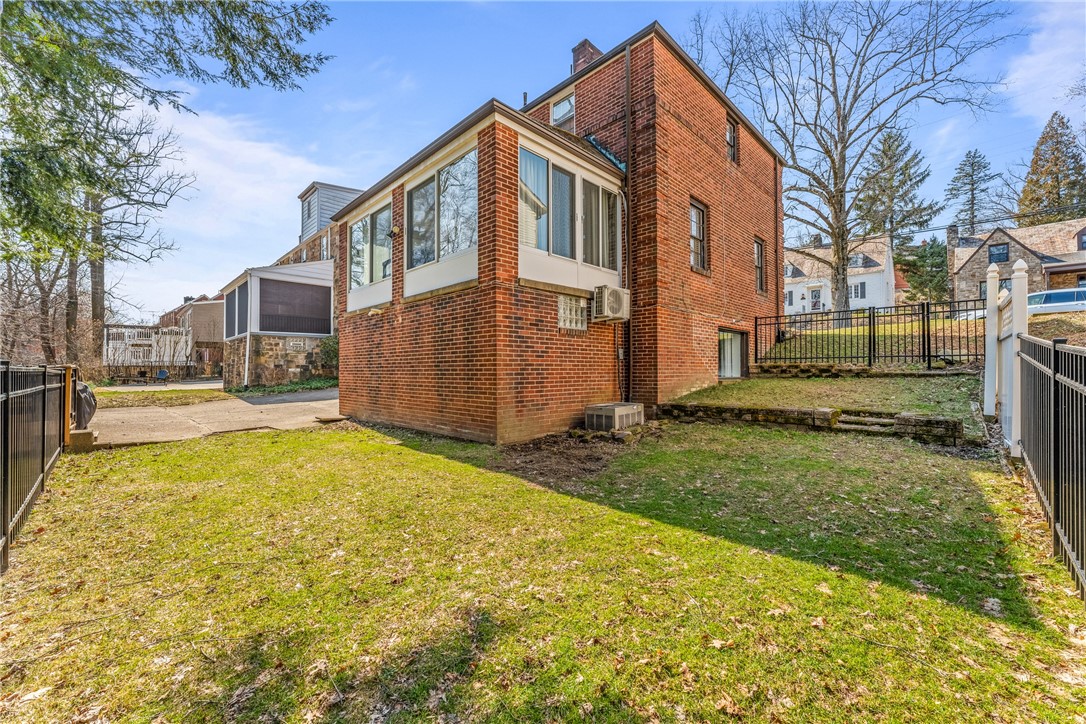 752 Jefferson Dr