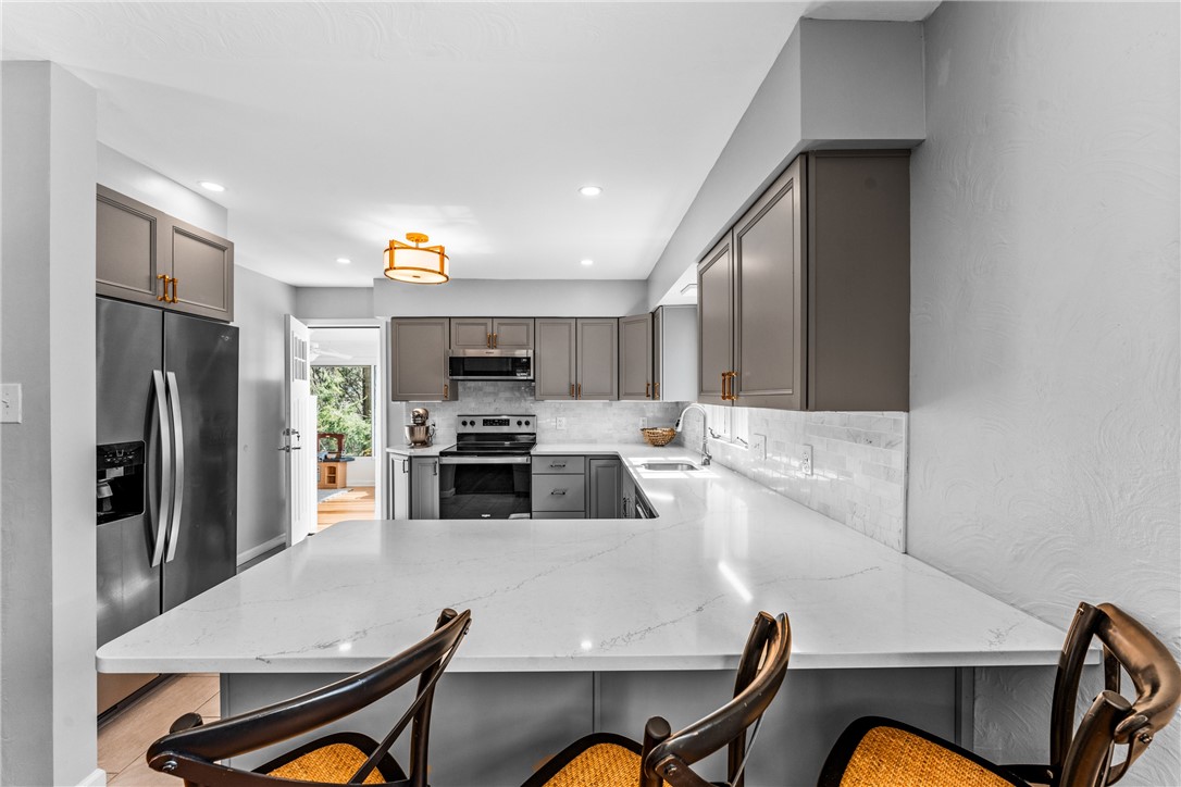 752 Jefferson Dr