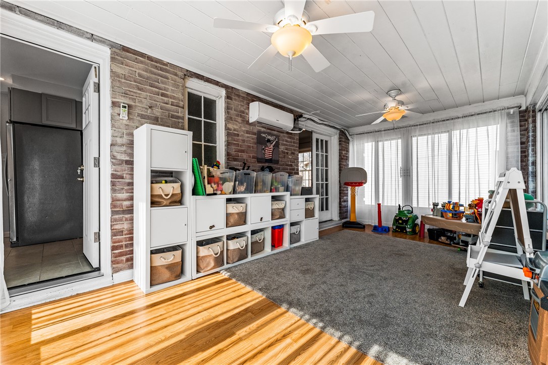 752 Jefferson Dr