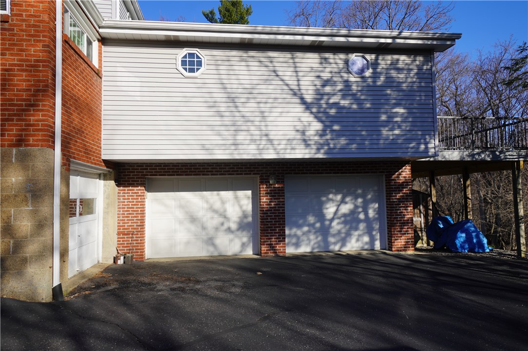 903 Maple Ave.